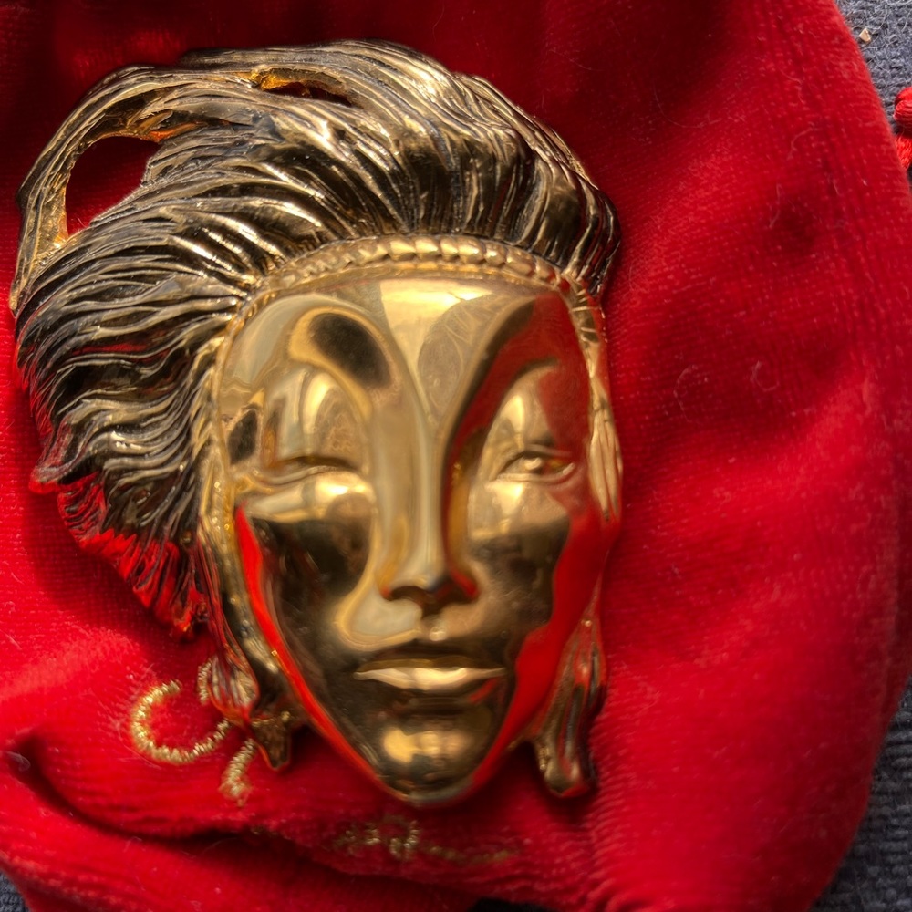 Large Gold Art Deco Face Brooch/Pendant